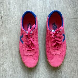 VANS Off The Wall Sport Low Shoes Women’s 9 Pink Suede Sneakers